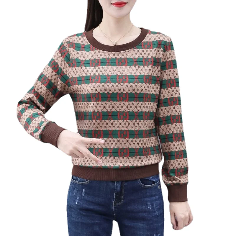 

Женский трикотажный топ в полоску с длинным рукавом, новинка весны и осени 2023, модная свободная универсальная Повседневная Нижняя рубашка с круглым вырезом