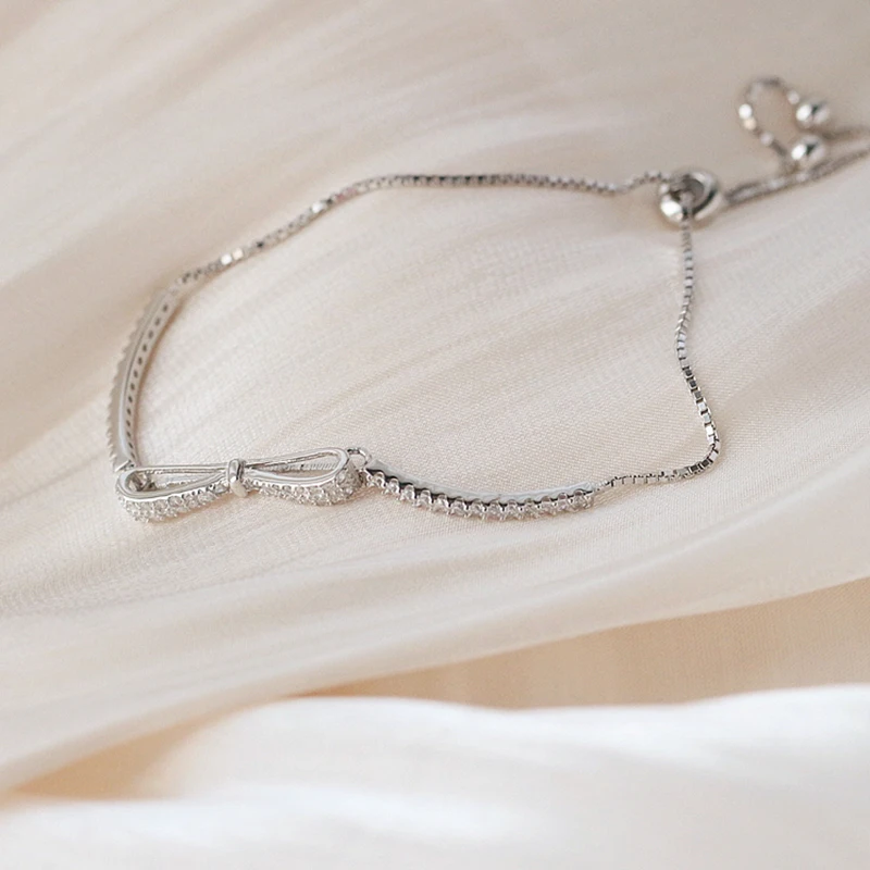Fashion Bracelet Fashion Jewelry Full Diamond Bow Bracelet Ins Niche Design High Sense of Exquisite Bracelet Charm Luxury Jewelry Gifts
