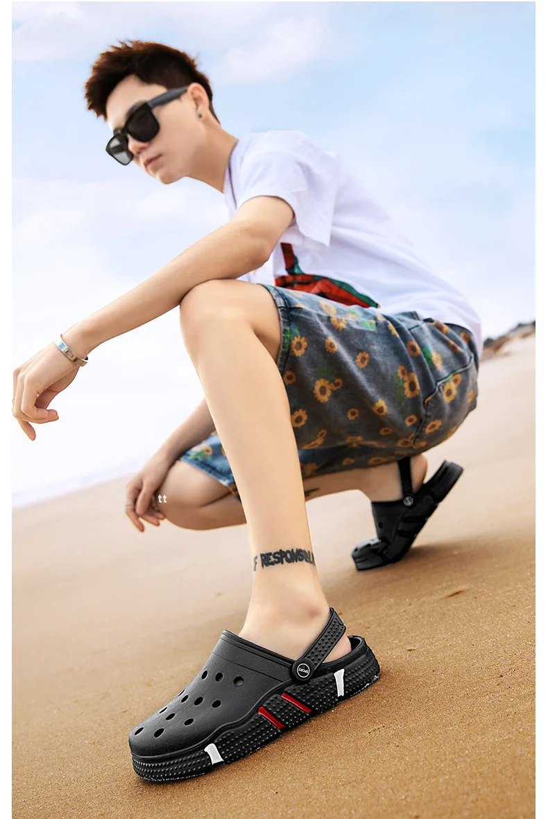 Summer Men's Sandals Anti Slip Wear-resistant Clogs Garden Shoes Hole Shoes Outdoor Baotou Slippers Beach Shoes Couple Sandals