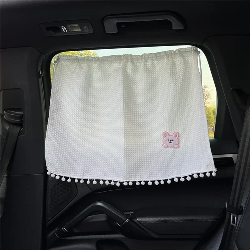universal fit sunshade on car side window