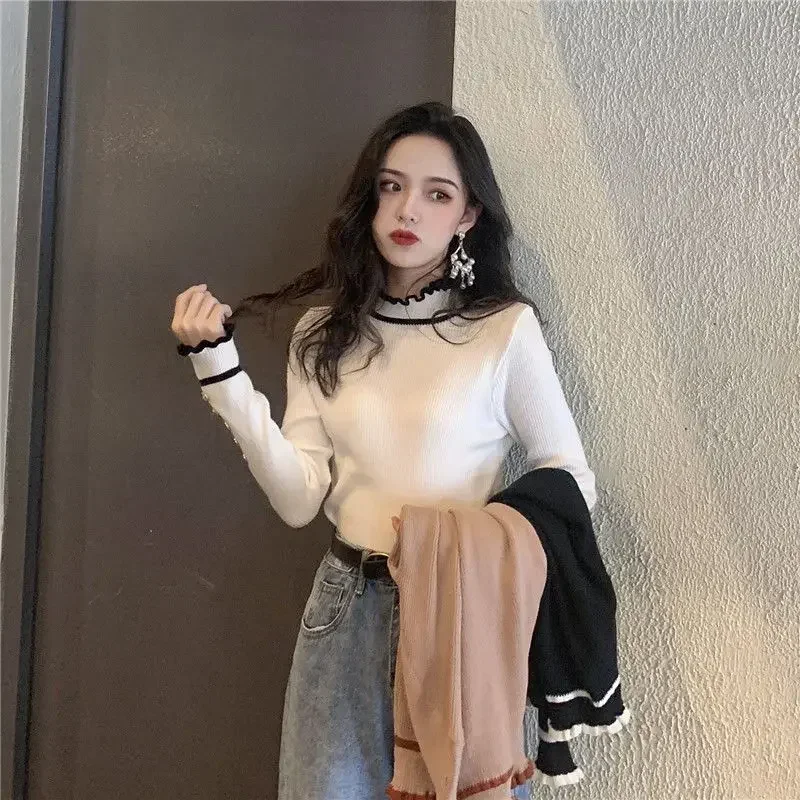 

V-neck Grey Pullovers White Knit Tops for Woman Cold Winter Fashion 2023 Women's Sweater Crochet Y2k Korea New Collection Autumn