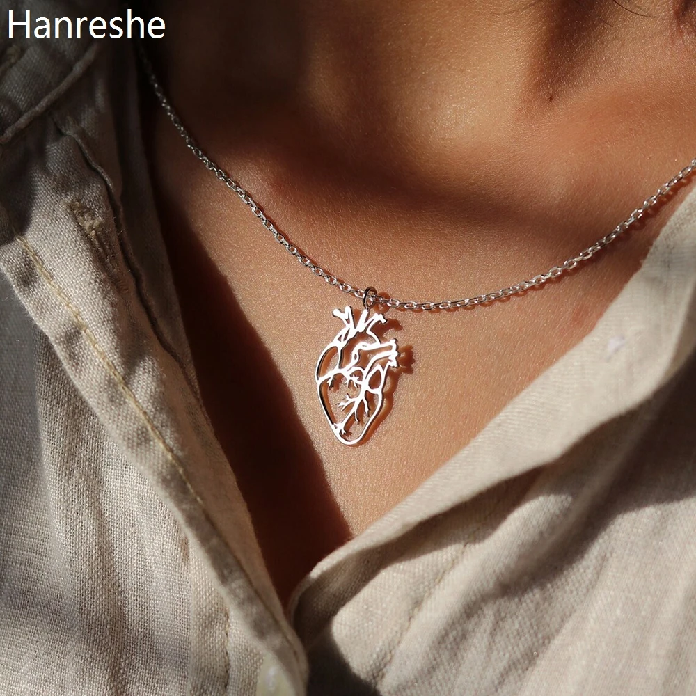 Hanreshe Heart Anatomy Necklace Silver Plated Pendant Human Organ Jewelry for Biology Medical Gift for Doctor's Nurse