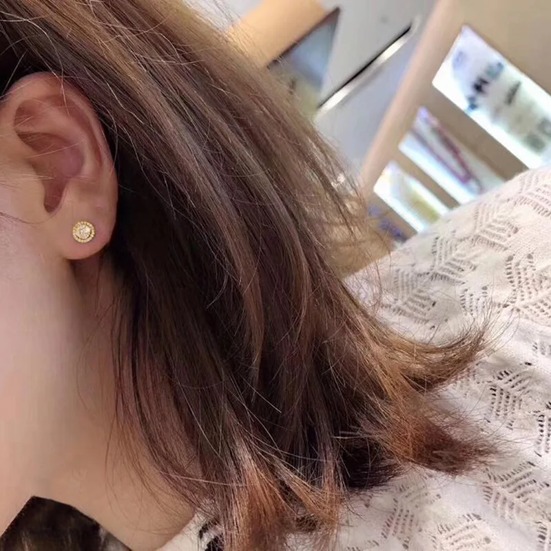 Hip Hop Female Earrings detail