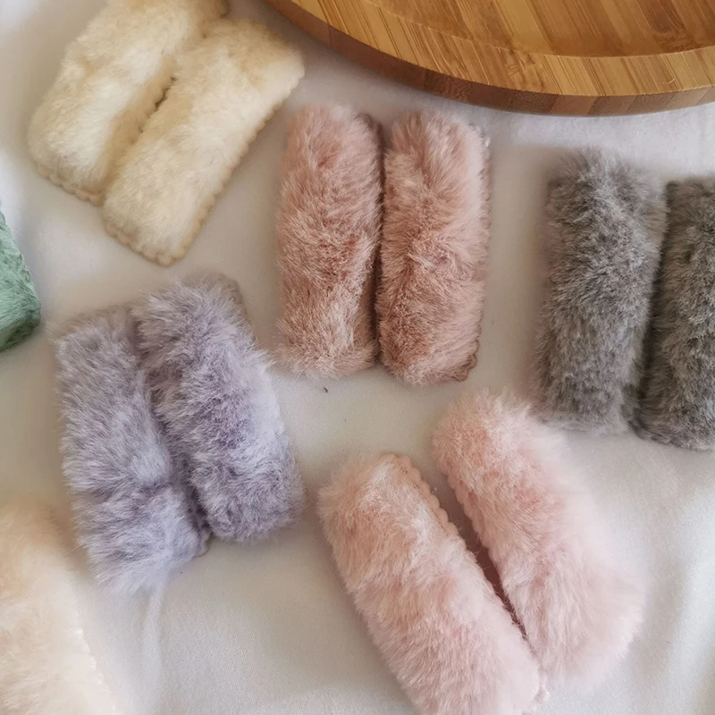

2Pcs/Set Winter Plush Square Hairpins Candy Color Faux Fur Hair Clip Barrettes for Girls Fashion Kids Hair Accessories Headwear
