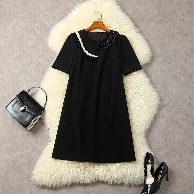 

European and American women's clothes 2023 spring new Round neck Short-sleeved nail fungus fashion Black dress
