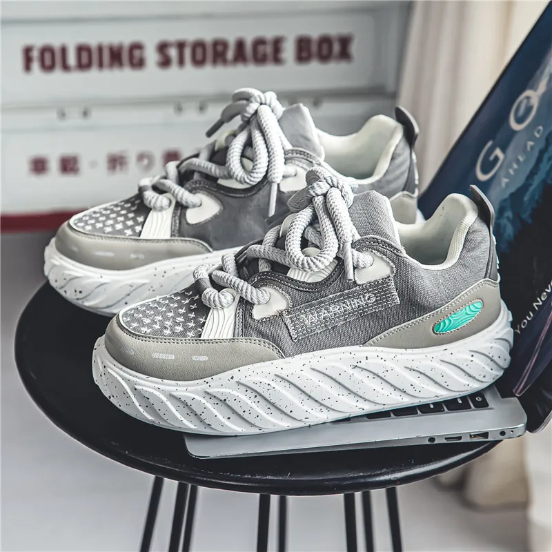 

Men's Shoes 2023 New Spring and Autumn Leisure Trend Fashion Outdoor Sports Shoes Elevated Simple Denim Cloth Board Shoes