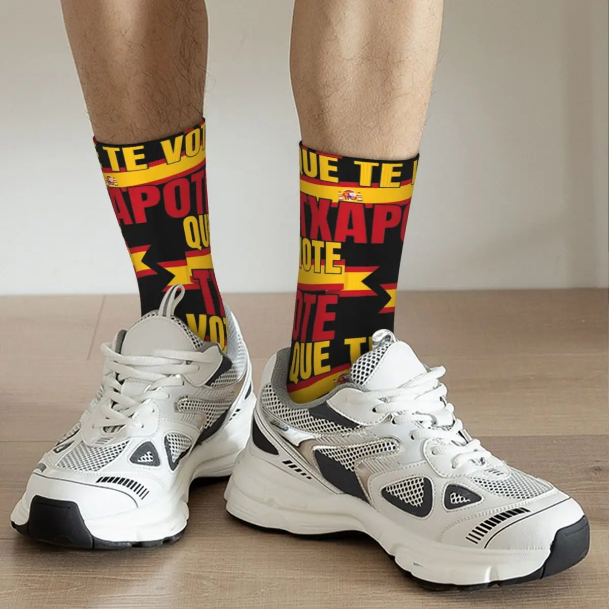 Retro Que Te Vote Txapote Sports Socks Meme Polyester Long Socks for Women Men Sweat Absorbing