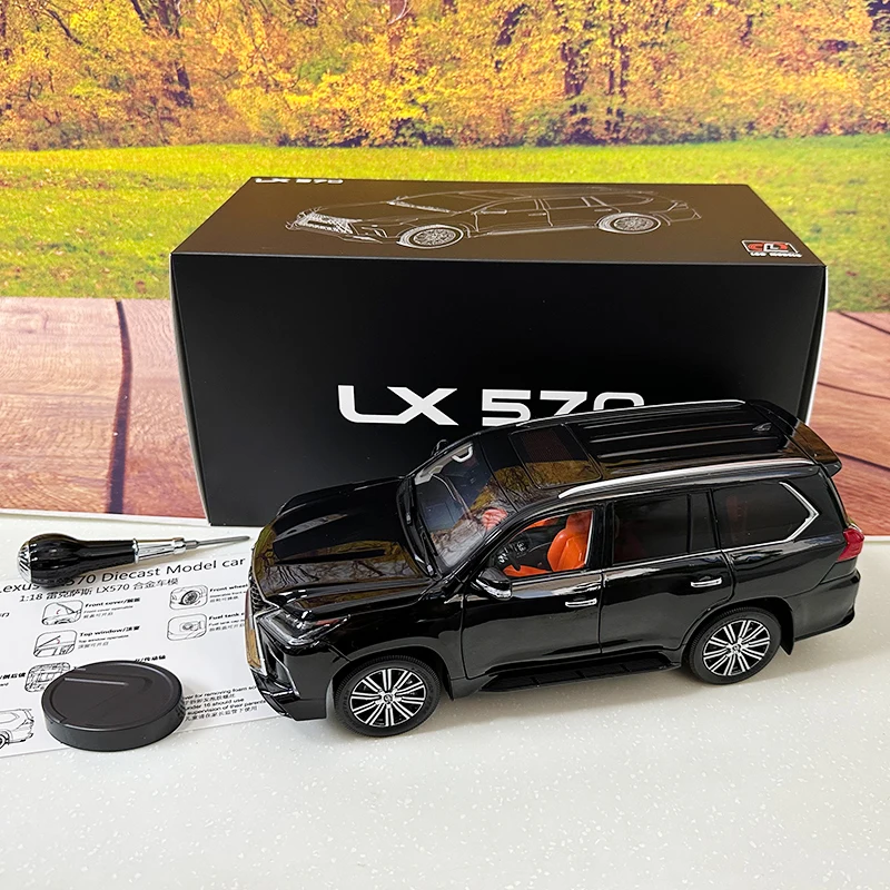 Model LCD odlewany 1:18 Lexus LX570 SUV Lexus Model