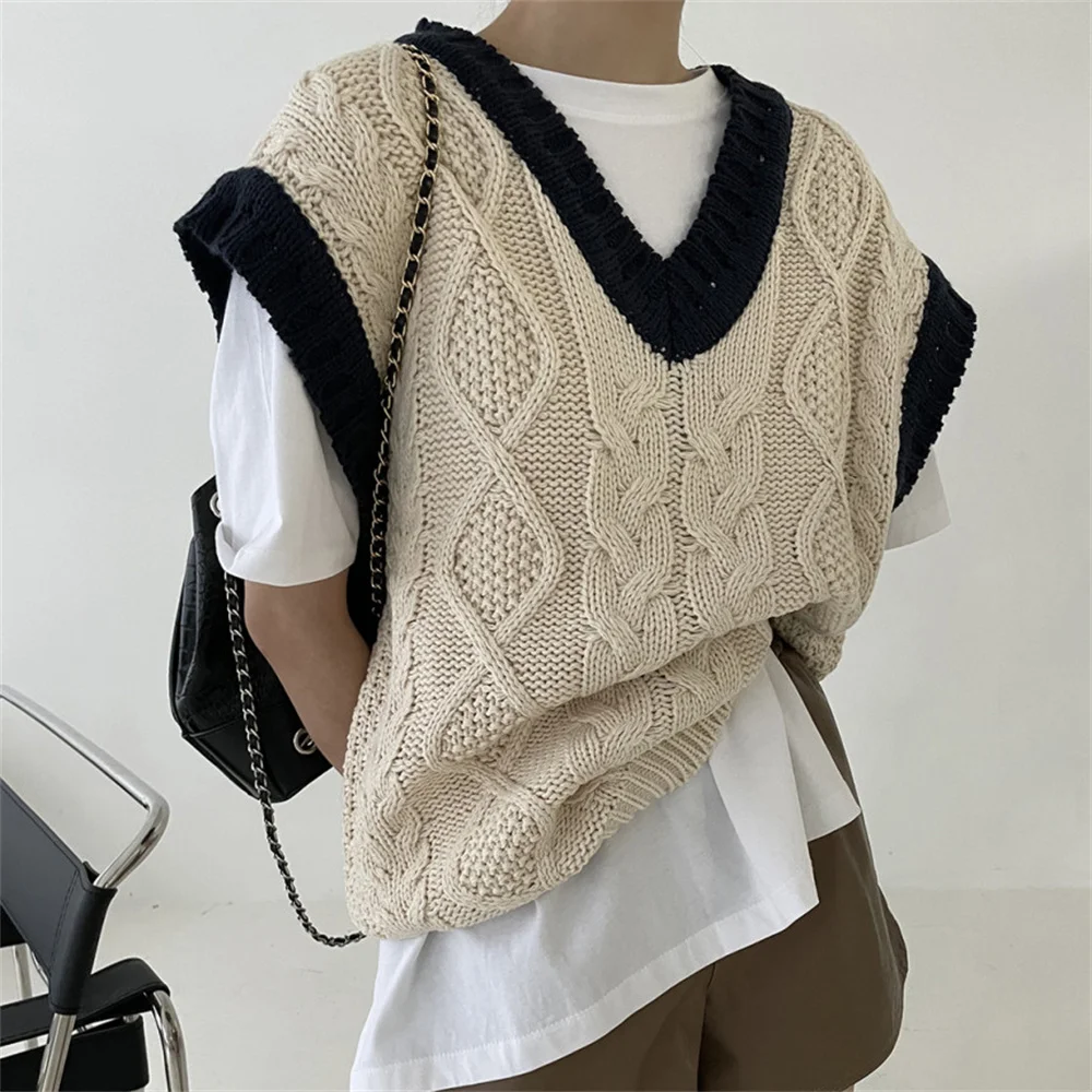 

PLAMTEE V-Neck Patchwork Sleeveless Sweaters Women Thicken Warm Vintage 2022 Autumn Loose Chic New Casual Office Lady Vest