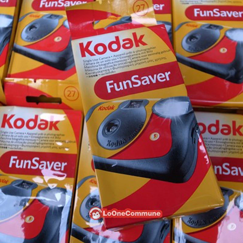 Brand New Kodak FunSaver Single Use Camera With Flash Disposable Point-and-Point Film Cameras 27/39 Sheets (Expiration 2027)