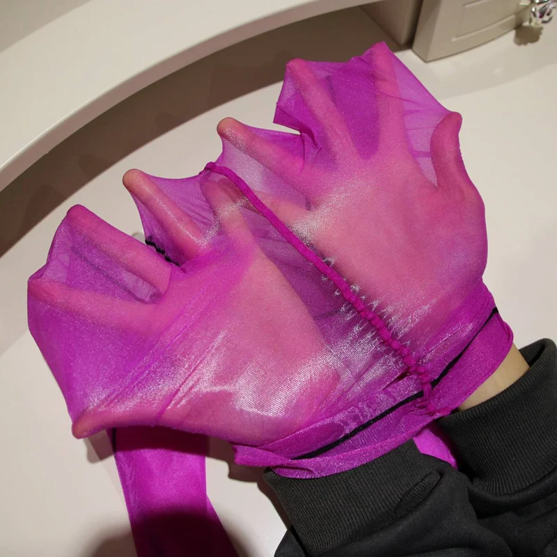 Рисунок 6 - Женские обтягивающие колготки с открытой промежностью