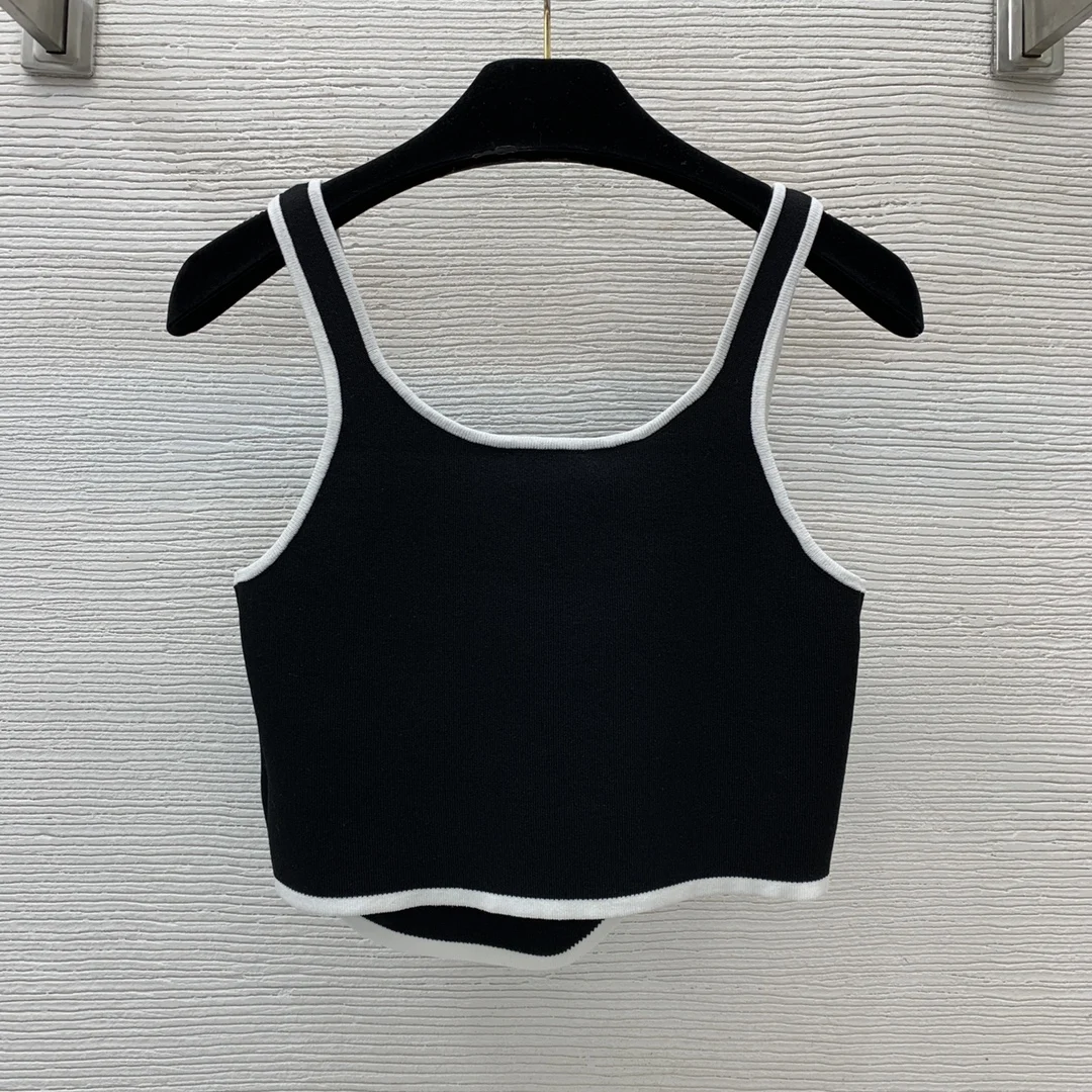 

24 Women's Top New Fashion A Must-Have Item Inside Color Contrast Edge Irregular Halter Small Vest! Black White 0946