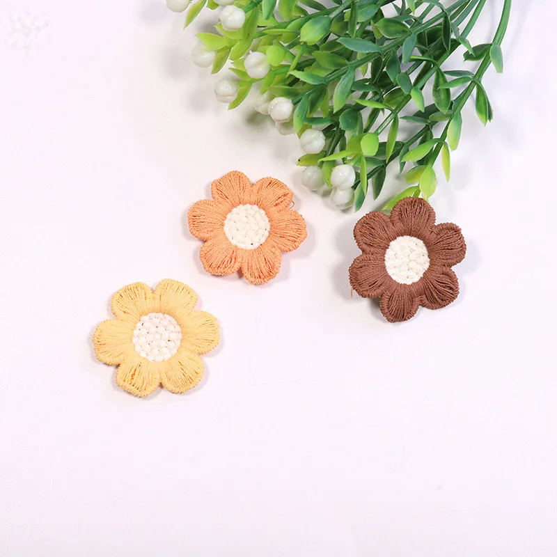 30PCS 3cm Six-piece Embroidery Cloth Patch DIY Clothing Hairpin Flower Stickers for Wedding embroidery cloth patches