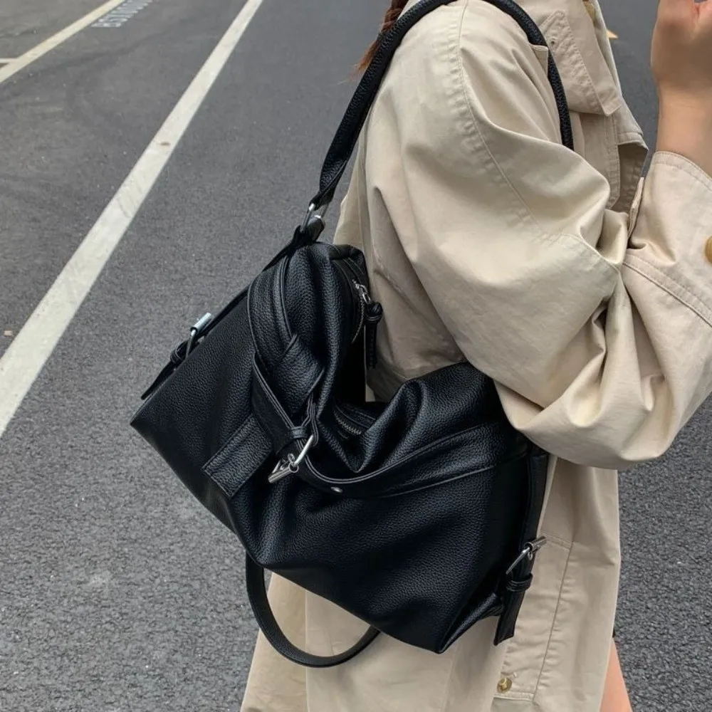 Fashionable Large Capacity Shoulder Bag Black Soft Leather Motorcycle Handbag Tote Bag Women