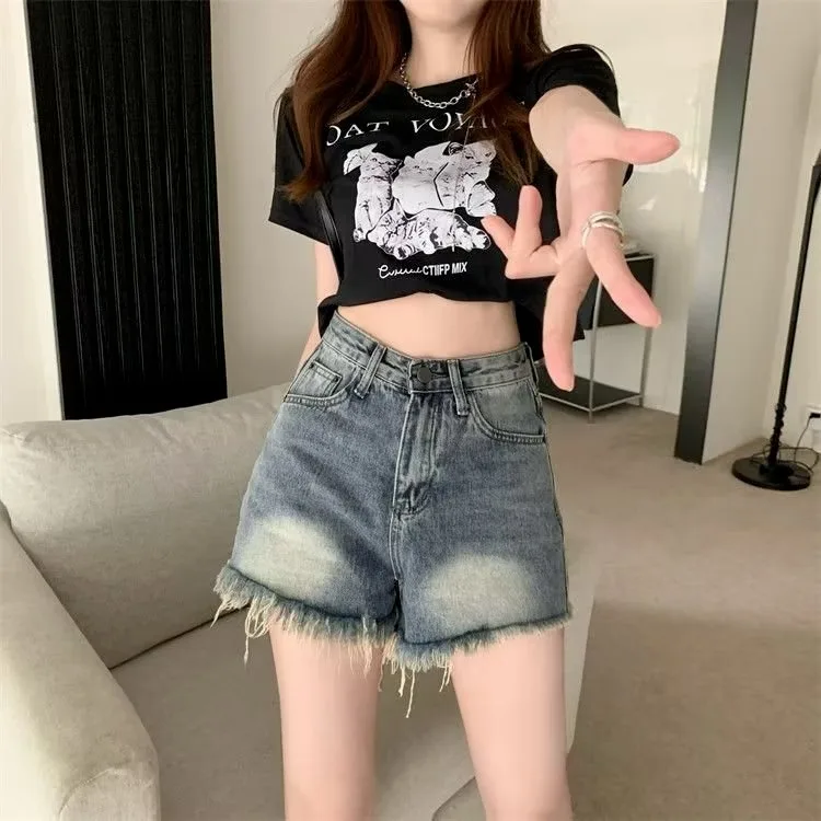Denim Shorts Styling Idea 3
