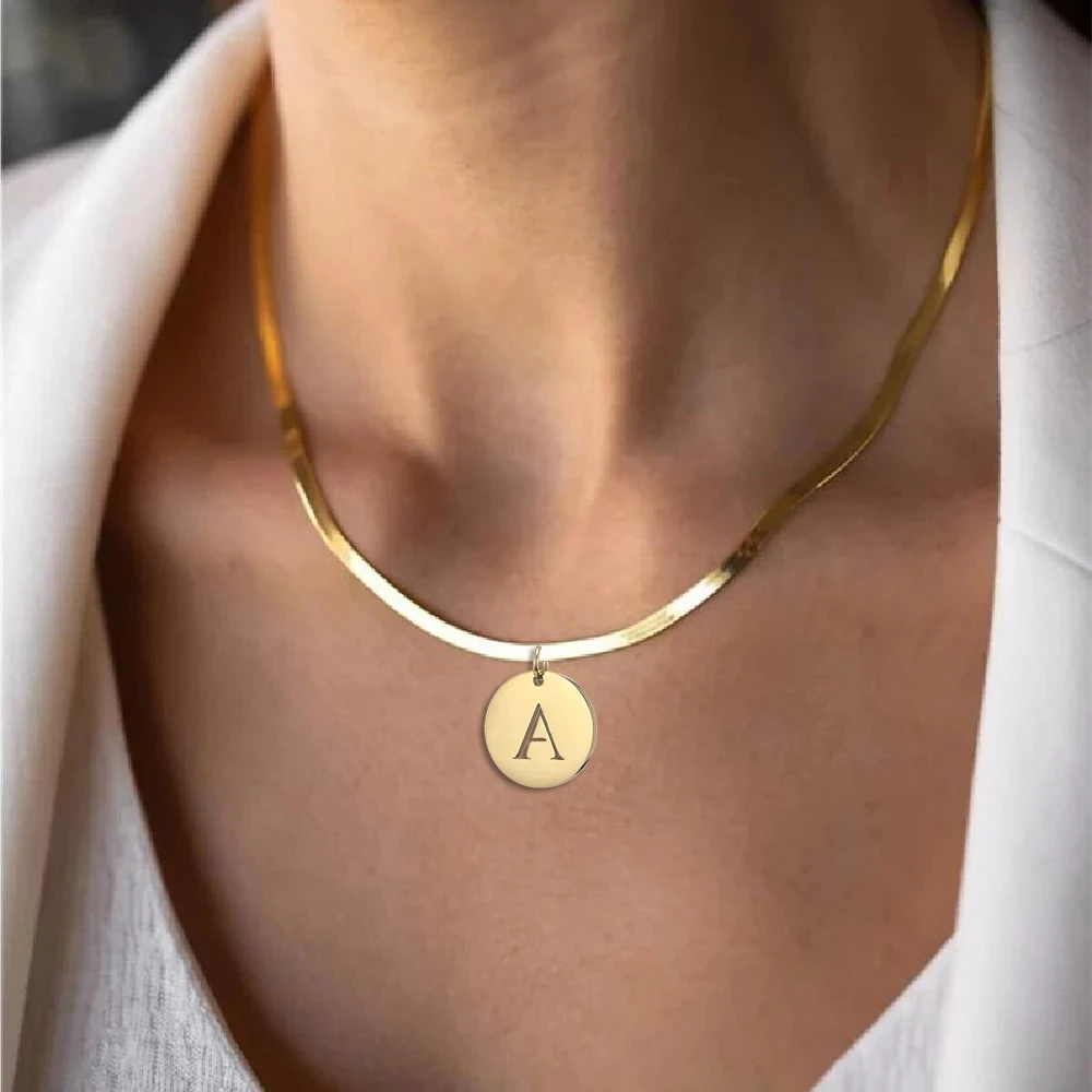Cazador Initial Brief Runde Anhänger Halskette für Frauen A-Z Alphabet Edelstahl Schlange Kette Schmuck Geburtstag Mutter Geschenk – Detail 8