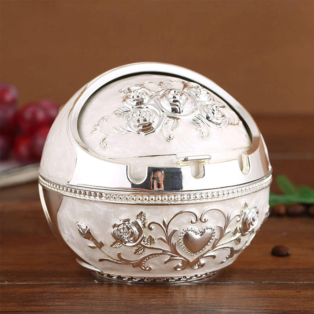 Smoking Ash Tray with Flip Lid Tobacco Ash Tray Metal Portable