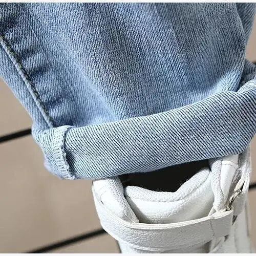 Kids Pants Boys Jeans Boys Jeans Pant Spring and Autumn Boys Printed Jeans New Children's Loose Western Style Boys' Casual Pants
