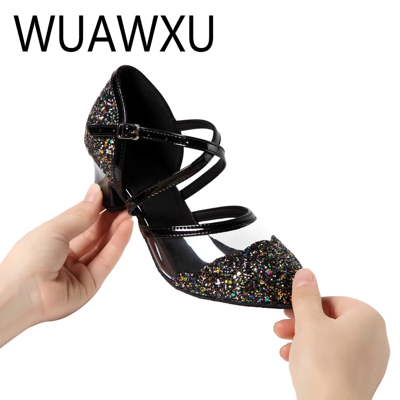 WUAWXU hot selling black and white flash cloth women's Latin dance shoes National standard dance shoes Party square dance shoes