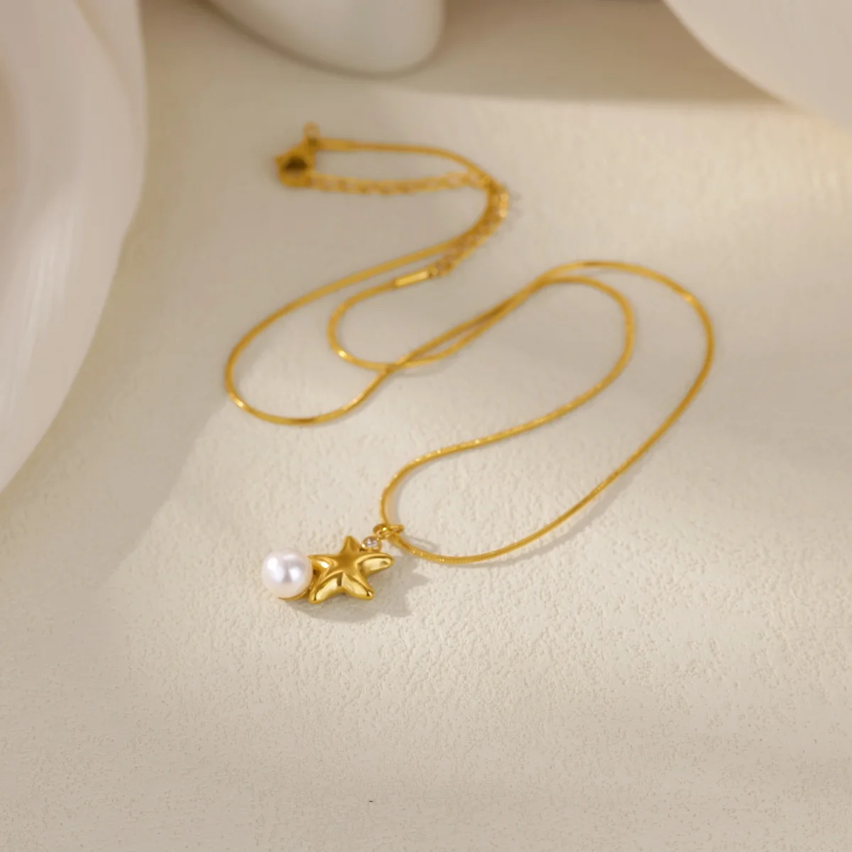 Earrings -> Pendant Necklace For Women Car Accessories Use