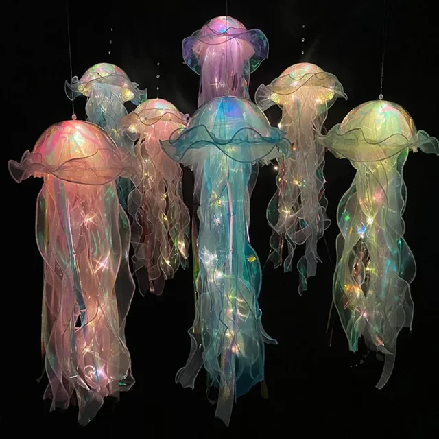 해파리 램프: 소녀 방 분위기를 만들어주는 휴대용 야간 조명