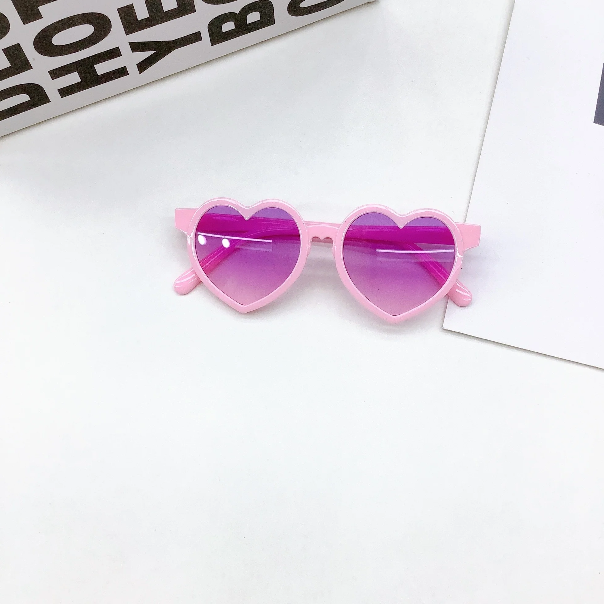New Fashion Children's Sunglasses Versatile Candy Color Boys and Girls' Sunglasses Love UV Protection Baby Glasses