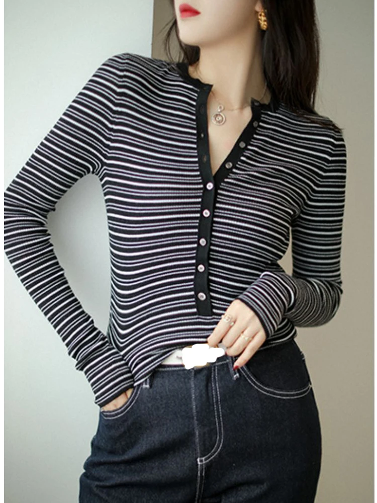 

Striped Sweater Women Knitted Tops Slim Button Pullover Sweaters Korean Womens Clothes Long Sleeve Top 2022 Autumn Winter Swetry