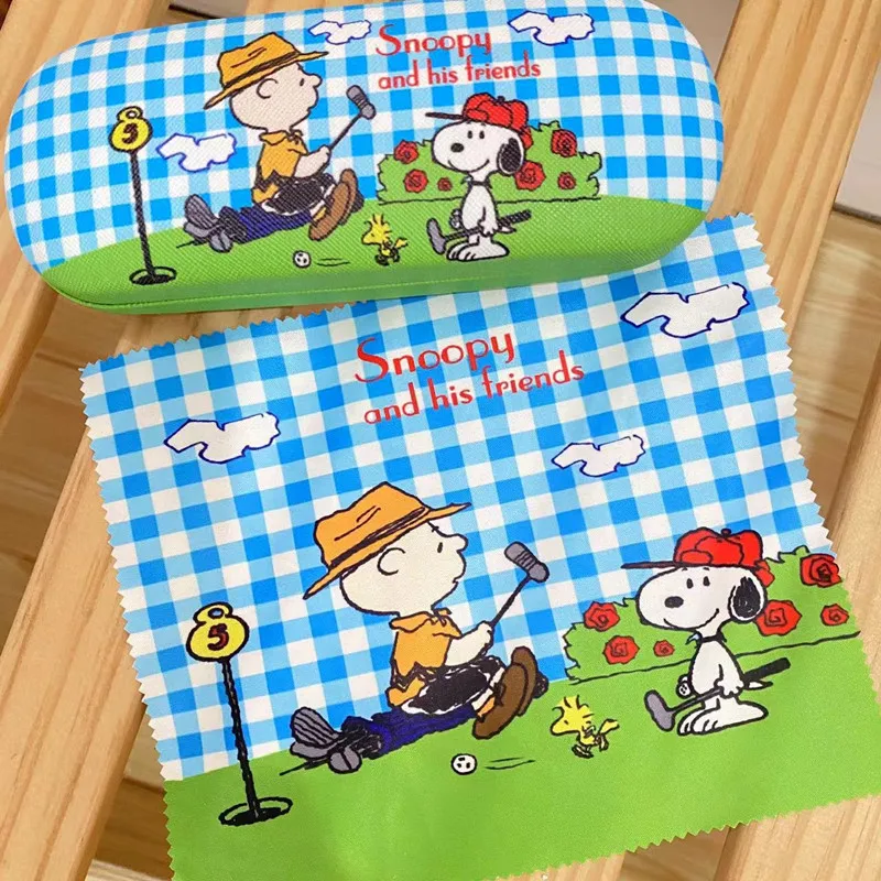 Snoopy Glasses Case Women Leather Glasses Storage Box Fashion Portable Sunglasses Box Accessories Student Eyeglasses Case 4