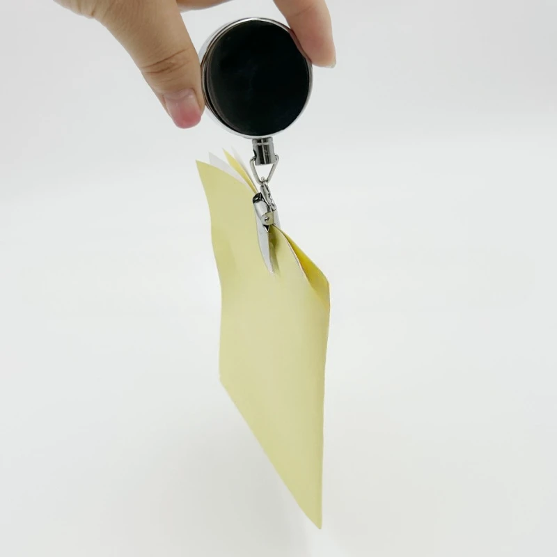 Toallero retráctil automático – Soporte de pared autoadhesivo sin taladro