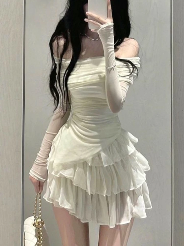 รูปสินค้า ชุด Y2K น่ารักสดใส กระโปรงมินิแขนยาว