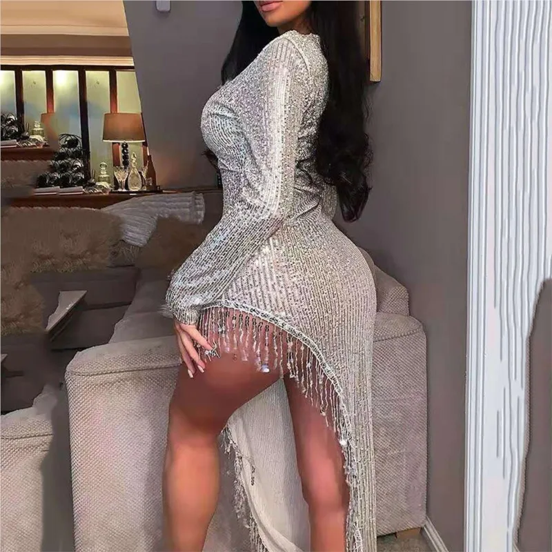 Рисунок 3 - Женское платье с блестками