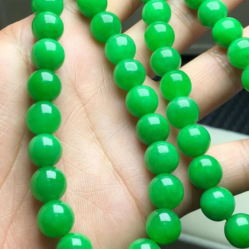 

Full round Natural a Cargo Ice-like Floating Green Necklace Myanmar Jade Beads