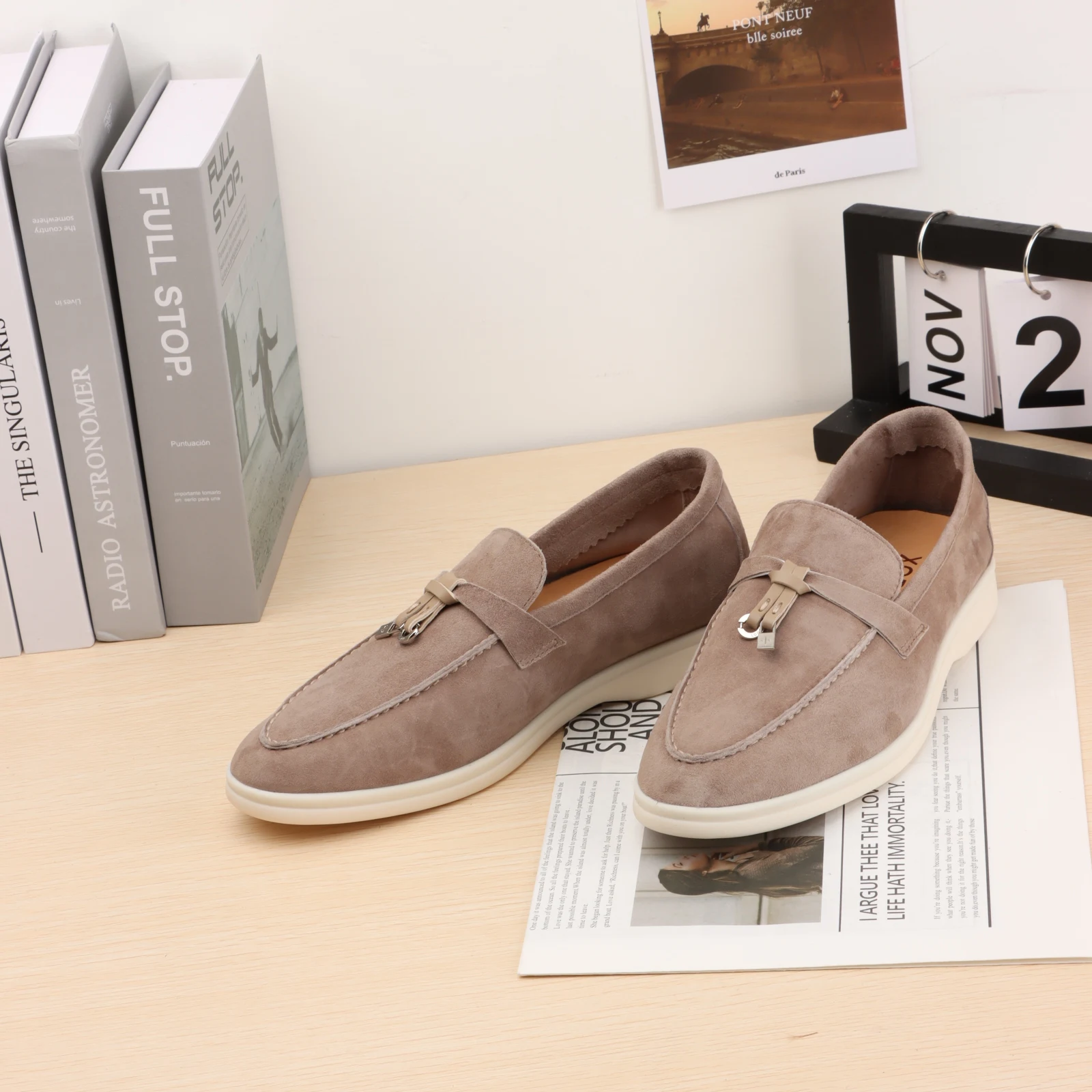

Loafers men's flat shoes new casual one pedal shoes, women's sports shoes soft comfortable leather walking shoes