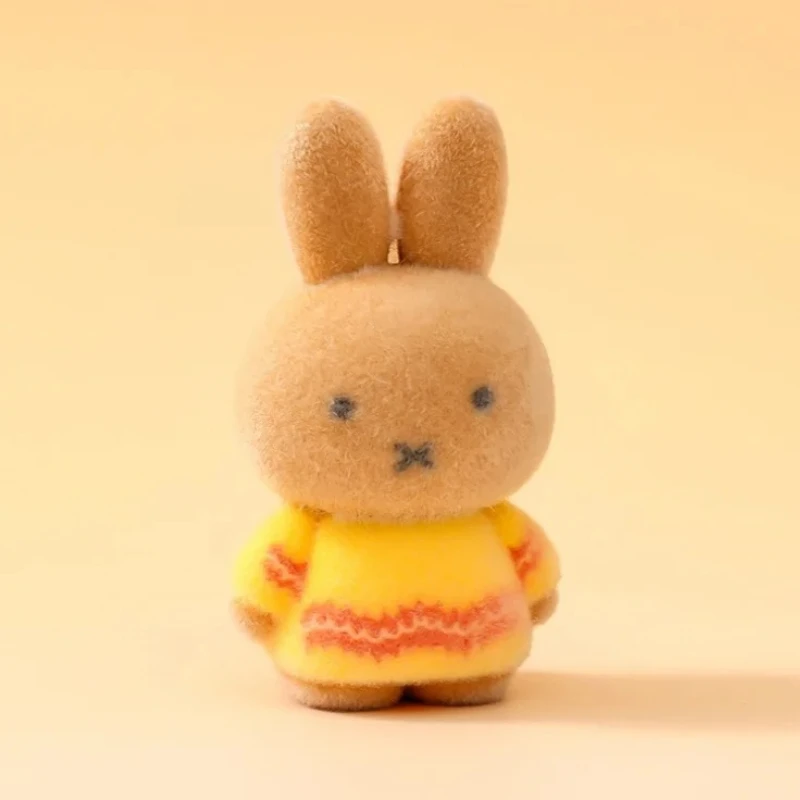 Charming Kawaii Flocking Rabbit Figurine - Cute Desk and Shelf Decor Ornament