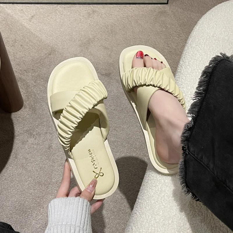 

2023 New Women Sandals Hole Shoes Cute Cartoon Breathable Non-slip Garden Beach Outside Shoes and Slippers Summer Zapatos Mujer