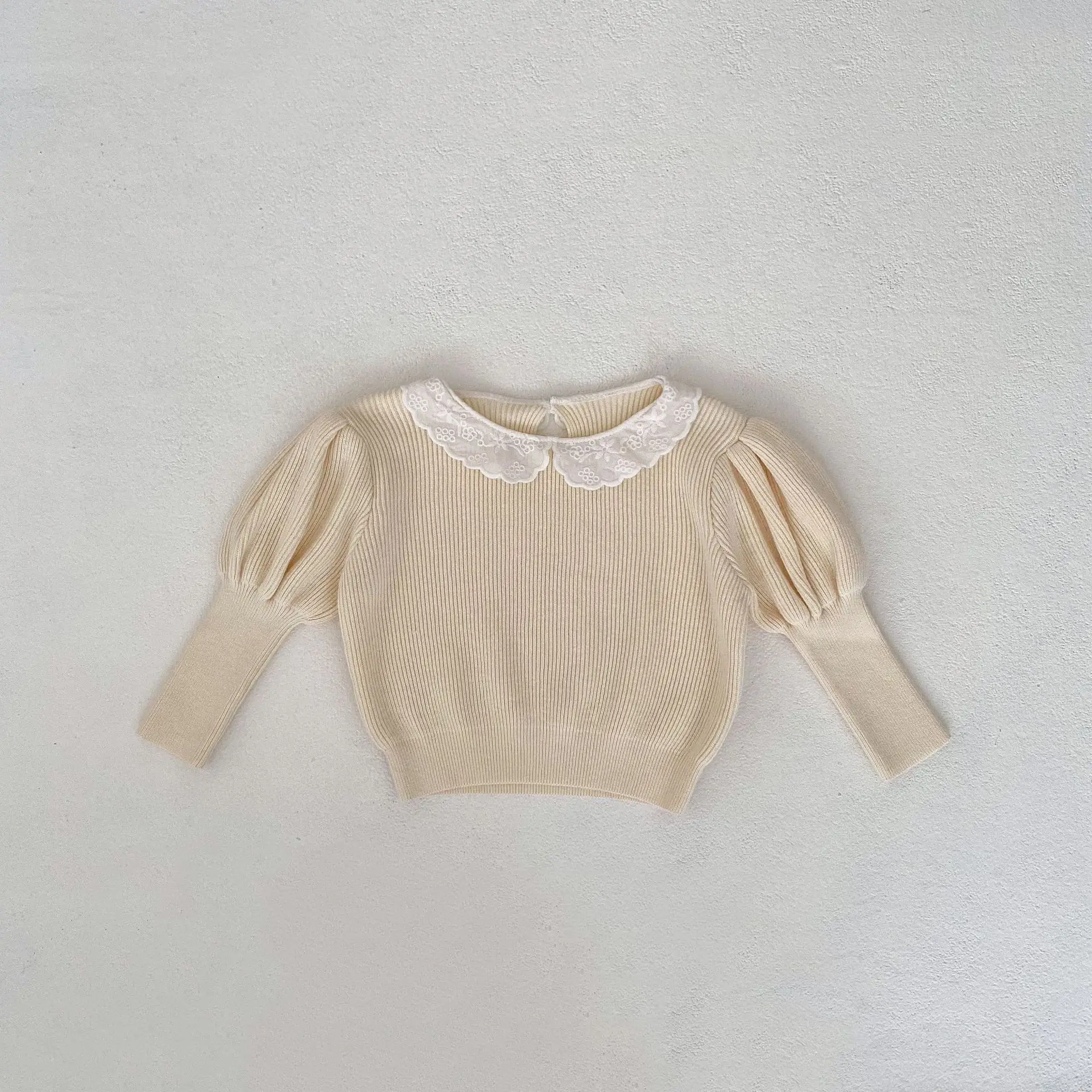 Spring New Baby Girl Lace Collar Bottoming Shirt Cotton Infant Toddler Puff Sleeve Knitted Pullover Girls Solid Casual Tops