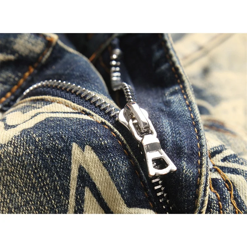 Рисунок 6 - Американские ретро-джинсы с принтом