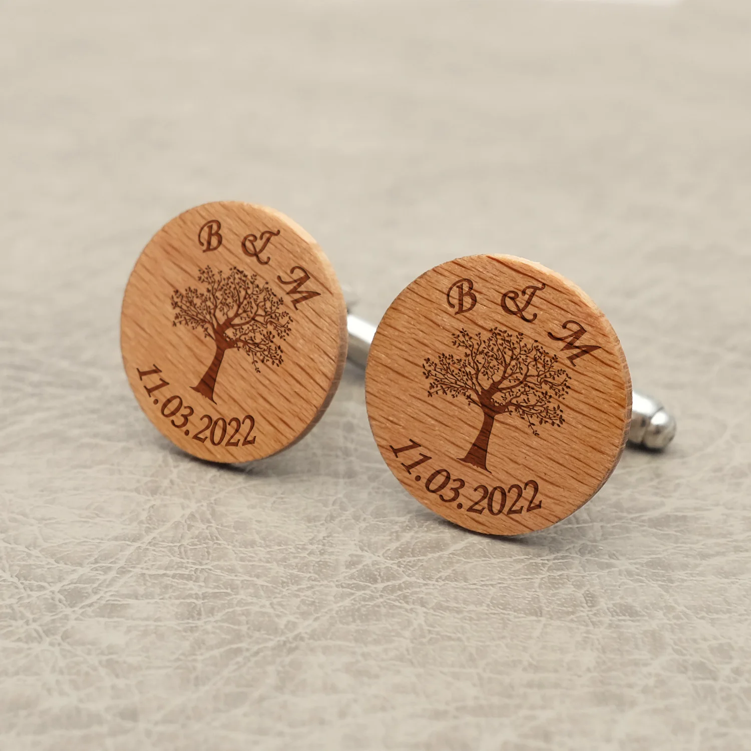 Рисунок 3 - Индивидуализированные круглые запонки для мужчин