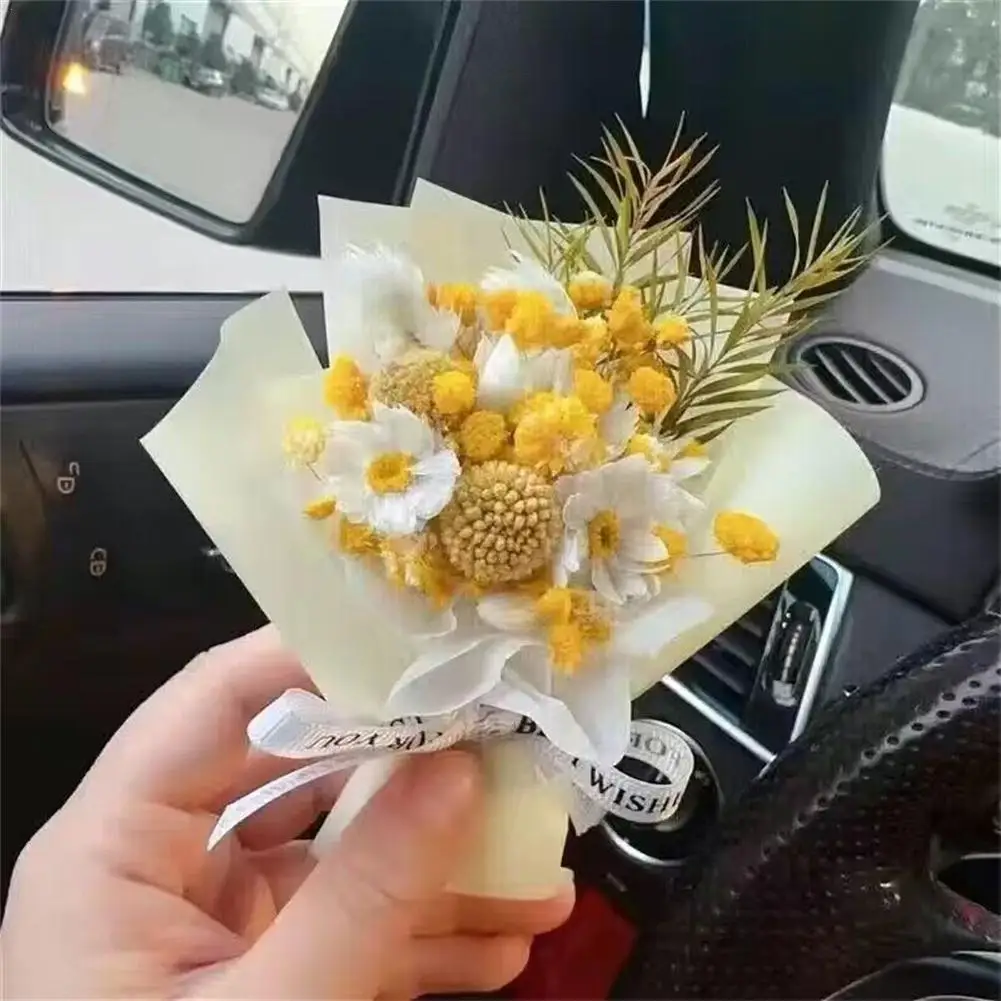 

Creative Dried Flowers Bouquet Air Outlet Aromatherapy Mini Perfume Diffuser Air Vent Clip Lasting Fresh Car Interior Accessory