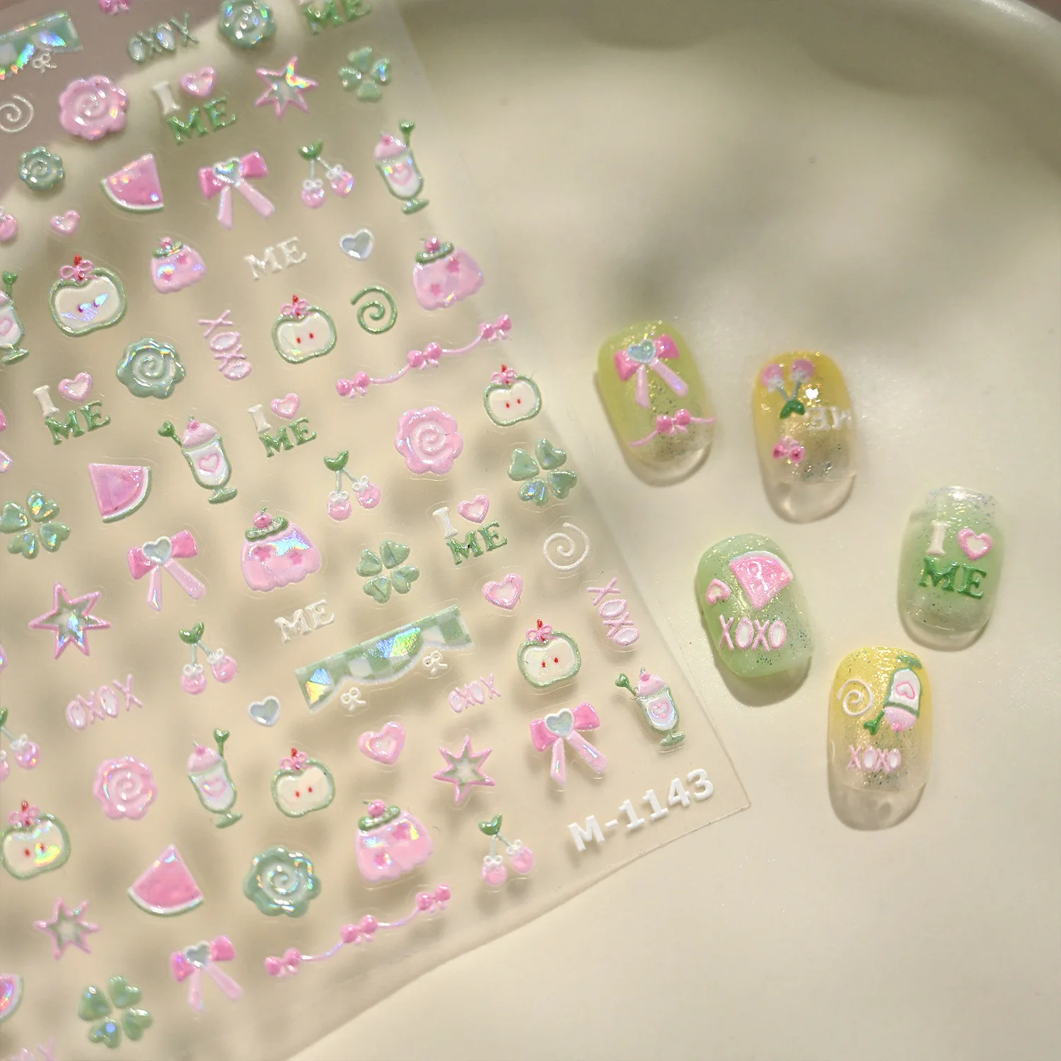 사랑스러운 반짝이는 리본 수박 행운의 풀 사과 체리 푸딩 별 3D 셀프 접착 네일 아트 스티커 디저트 매니큐어 데칼