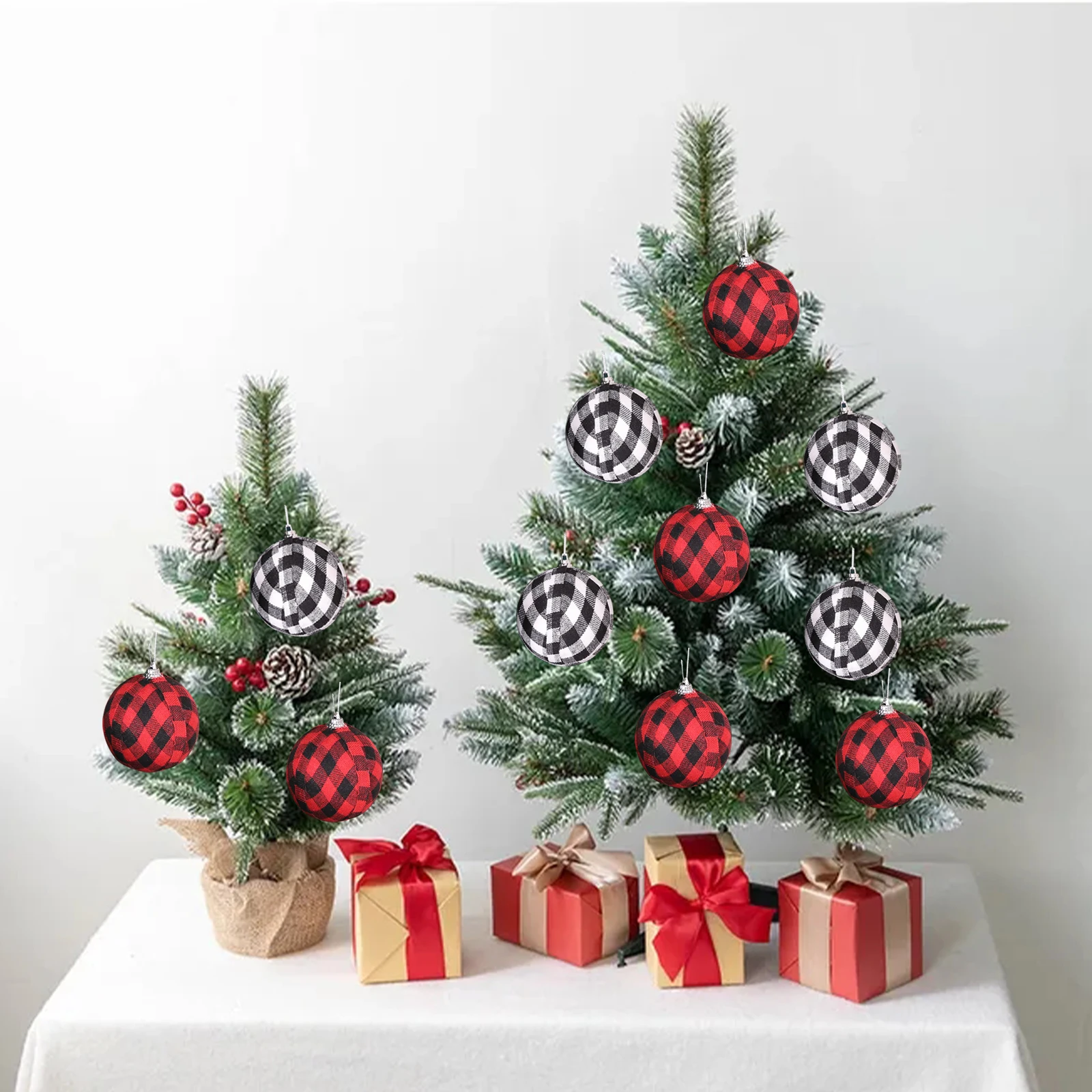 7cm Xmas Ornaments Pendant Red White Black Plaid Christmas Ball Hanging Decoration Crafts Home Festival Party DIY Decor