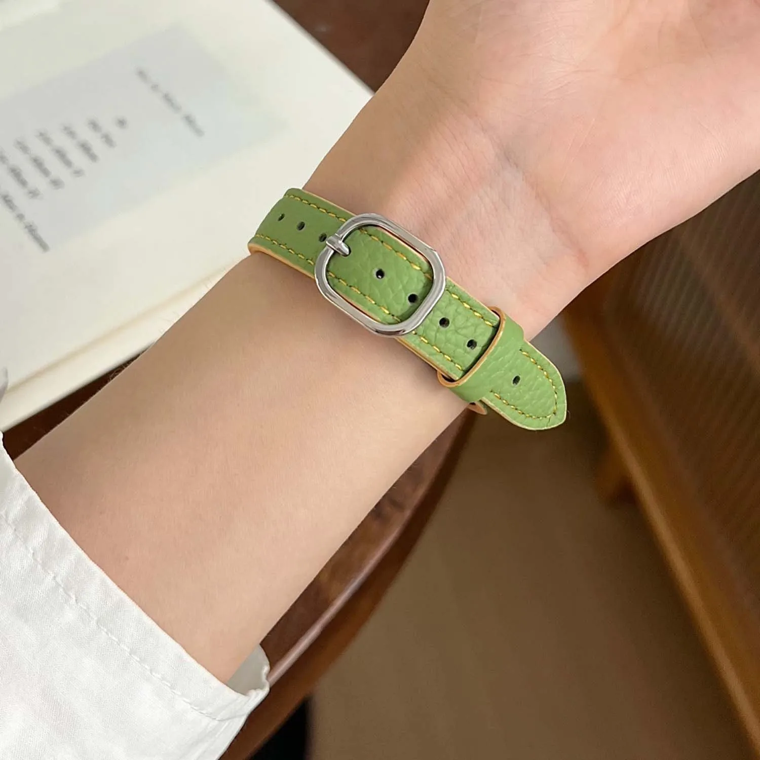 Hochwertiges, farbblockiertes, dünnes Lederarmband für Apple Watch iWatch S10 46 mm 42 mm 49–44 41/40/38 mm, modisches Damenarmband Ultra 8 – Detail 39