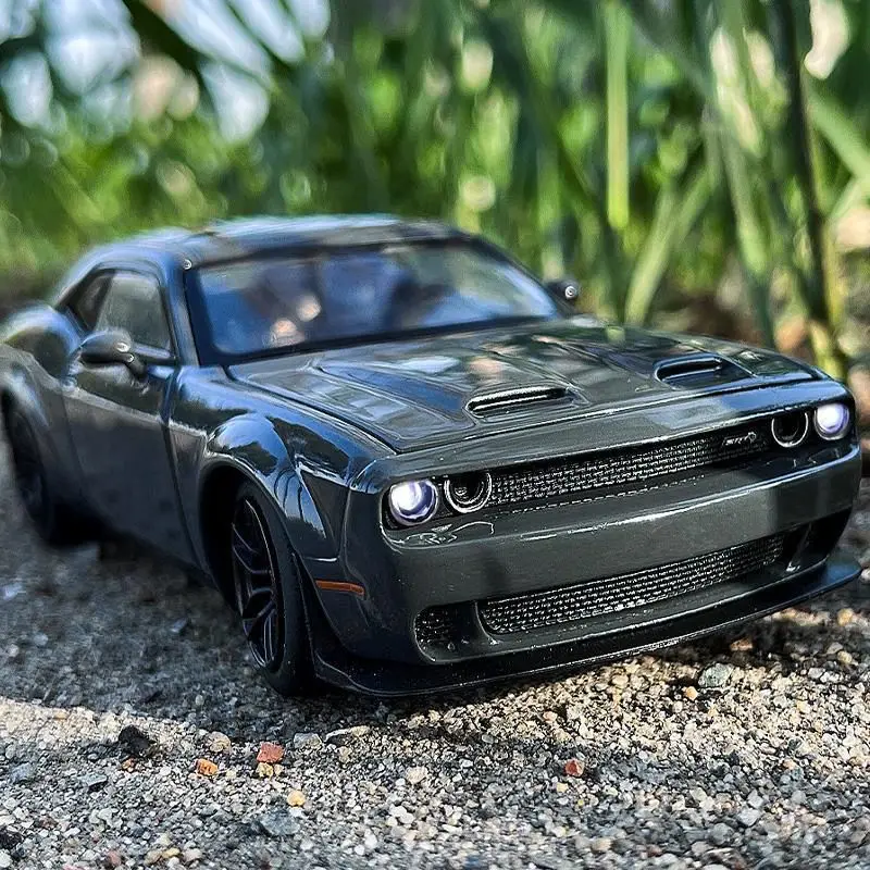 Модель спортивного автомобиля Dodge Challenger модель из сплава литая и Игрушечная