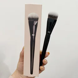 PRO Foundation Brush 40 - Black Flawless Flexible Synthetic Makeup Brush for Liquid and Cream Products (Black)