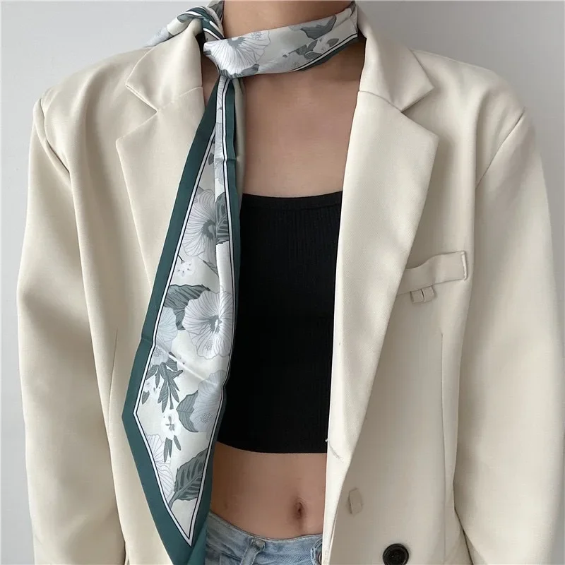 Рисунок 4 - Длинный шелковый шарф с цветочным рисунком