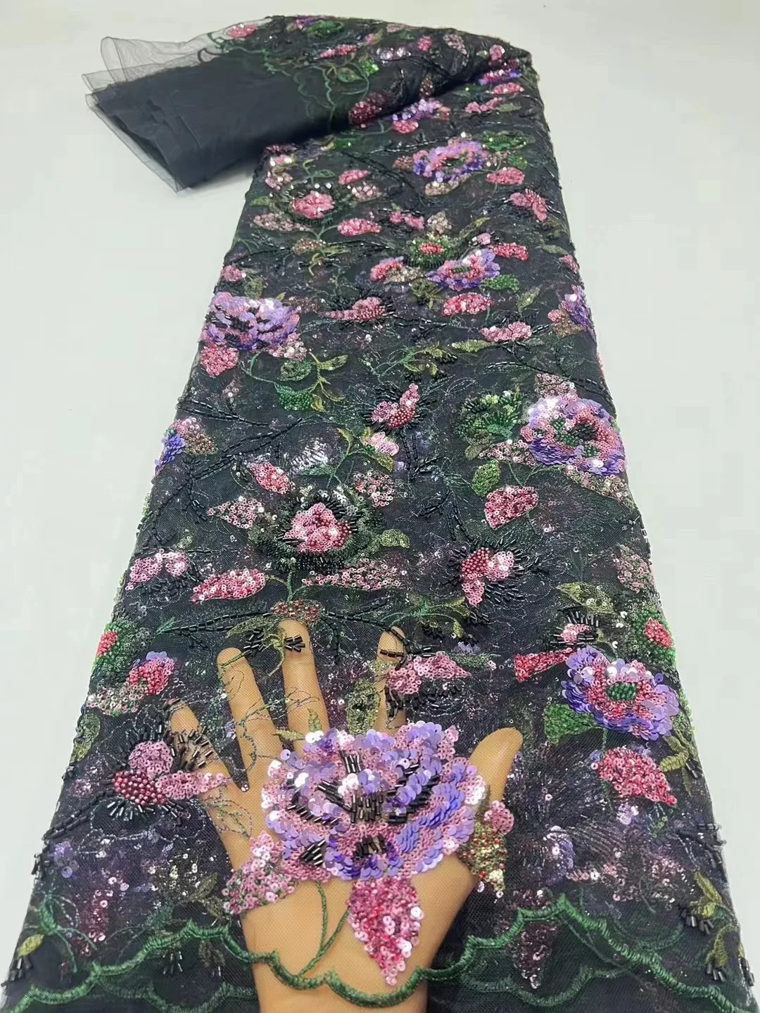 

2024 Fashion Green African Luxury Beaded Tulle Lace Fabric French Sequins Embroidery Fabric For Women Christmas Party Dresses