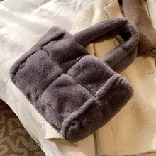 

Designer Soft Plush Tote Winter Fluffy Women Shoulder Bag Fashion Faux Fur Bags for Women 2022 Overlarge Handbags and Purses New