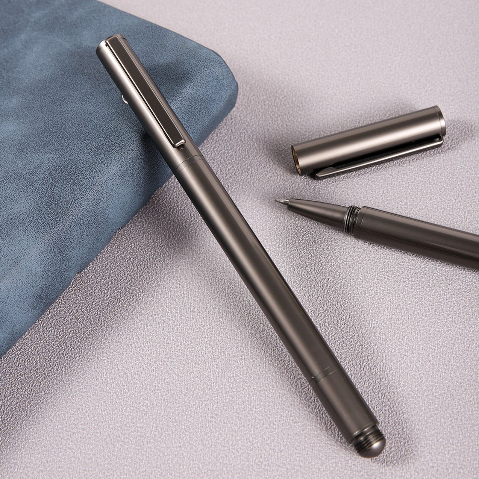 Multifunction Pen 2 in 1 Gel pen + Pencil Portable Dual-Function Pen No Sharpening Pencil Study Office Business Writing Art Sketch Stationery Gift