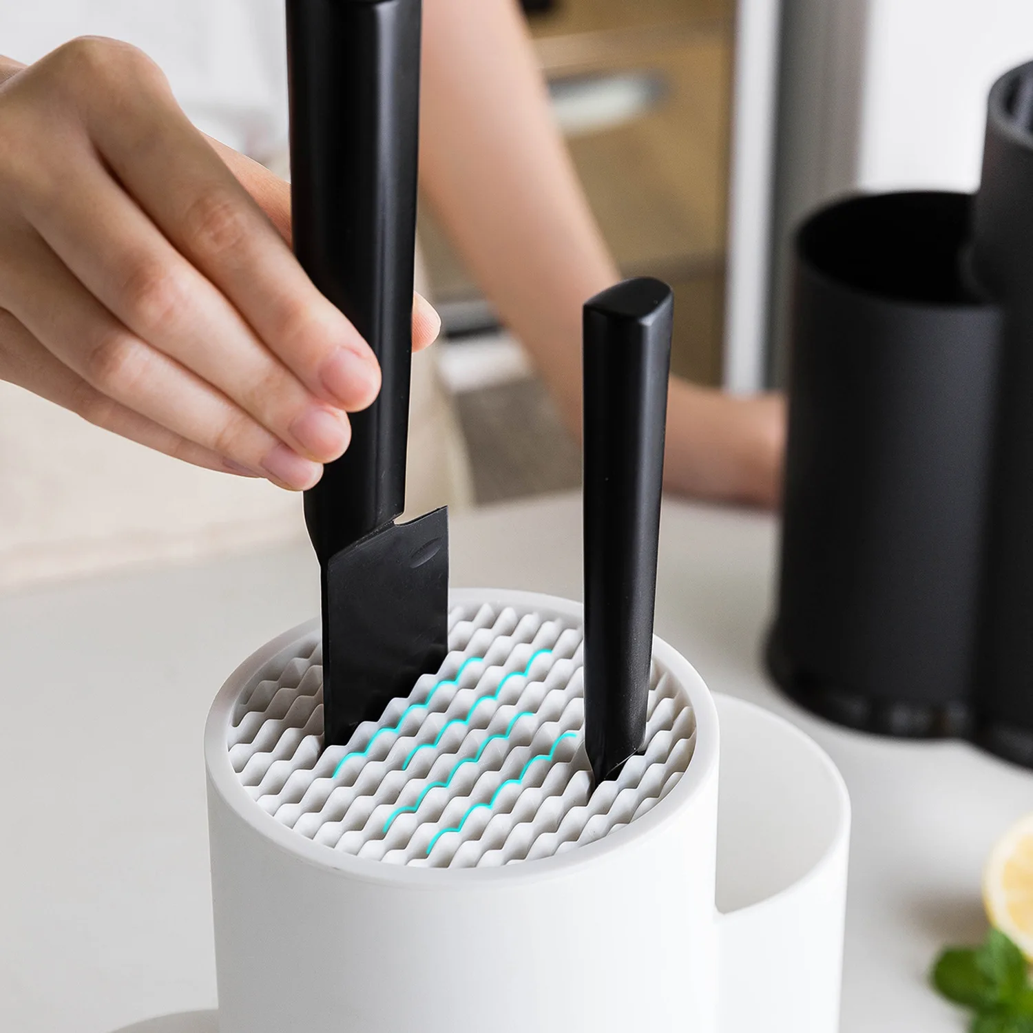 New Storage Rack Knife Holder Multi-Functional Household Tableware Storage Rack Kitchen Storage Tools 2