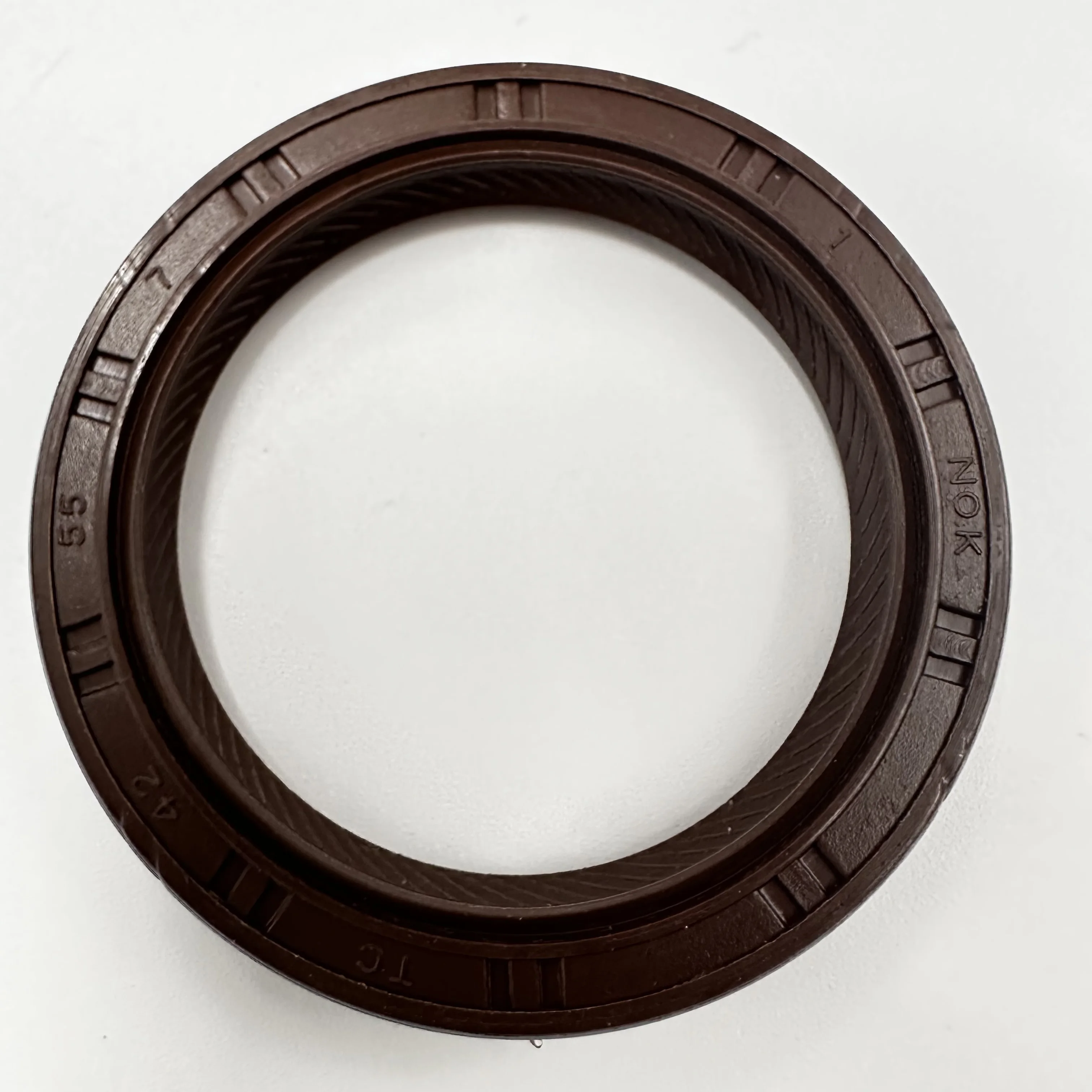 Baificar Engine Crankshaft Seal 2142125000 For Jeep Compass Dodge Journey 2.4L